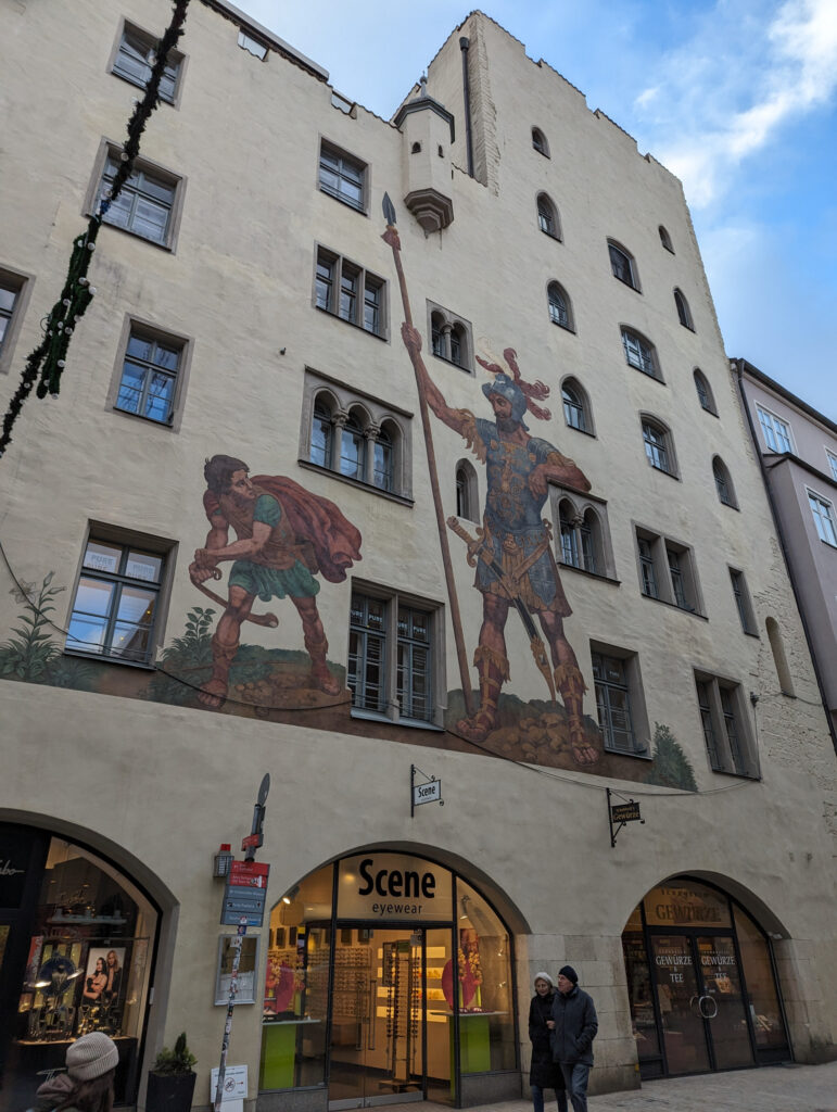 David and Goliath Mural at the GOLIATHHAUS in Regensburg, Germany, photo by Alex Lau