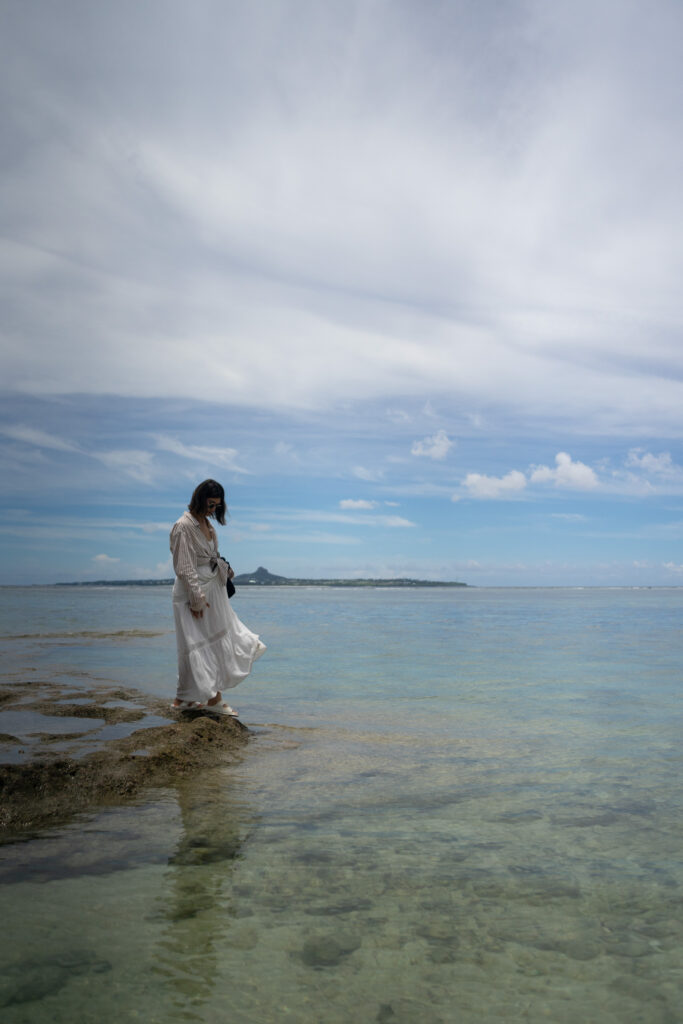 Beach by Okinawa Aquarium, photo by Alex Lau