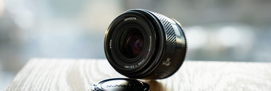 Minolta 28mm f2.8 Review by Alex Lau