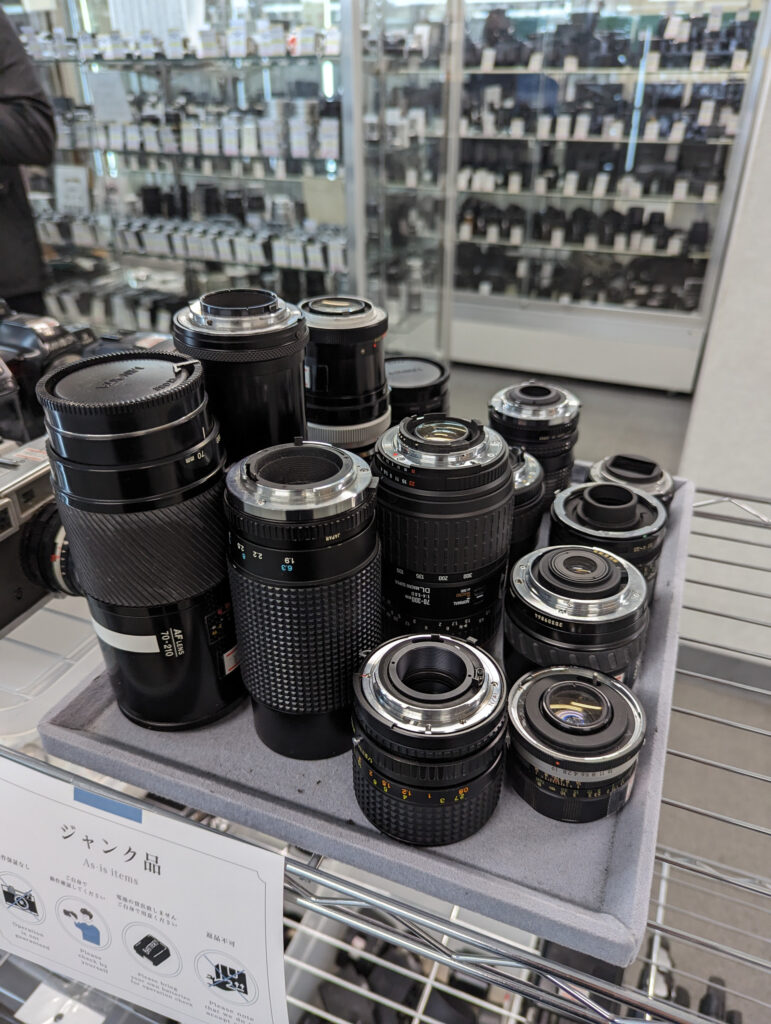 Minolta lenses galore, photo by Alex Lau