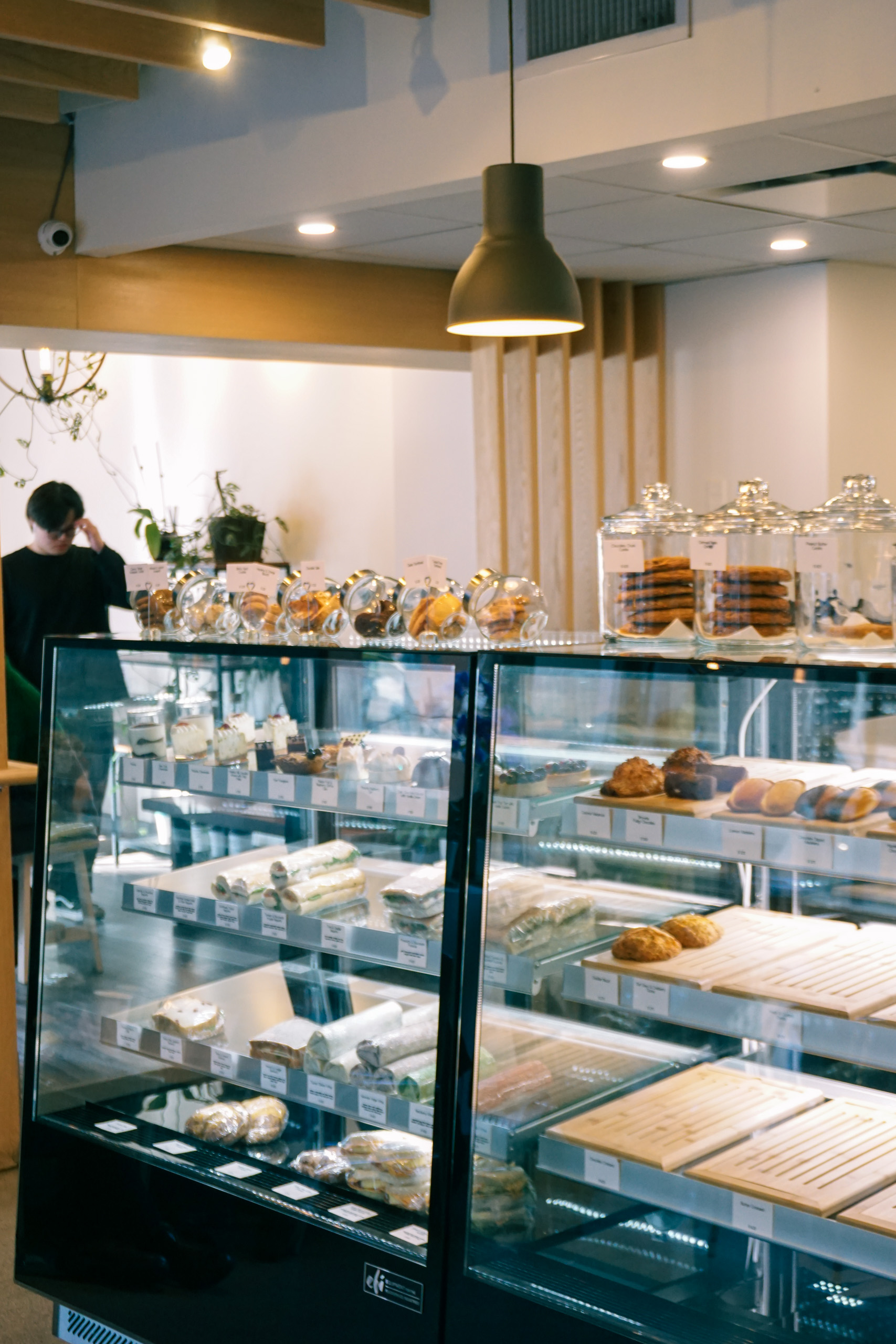 Pastries at Lovelarte in Vancouver, shot on A6000, photo by Alex Lau