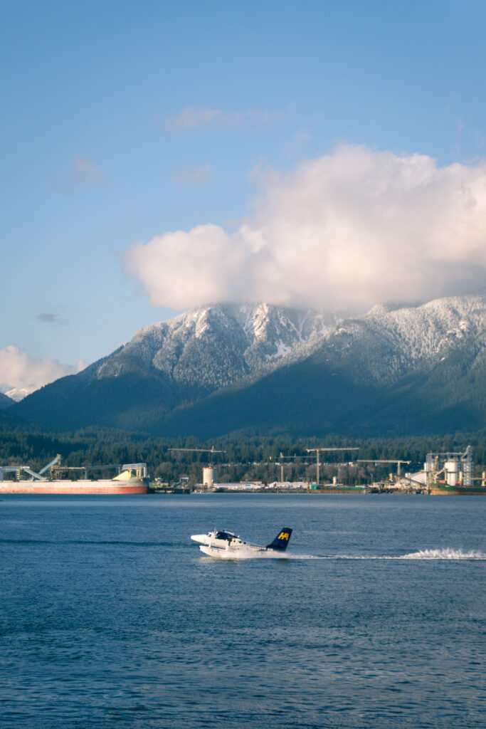 Harbour Airlines Planes in Vancouver, shot on A6000, photo by Alex Lau