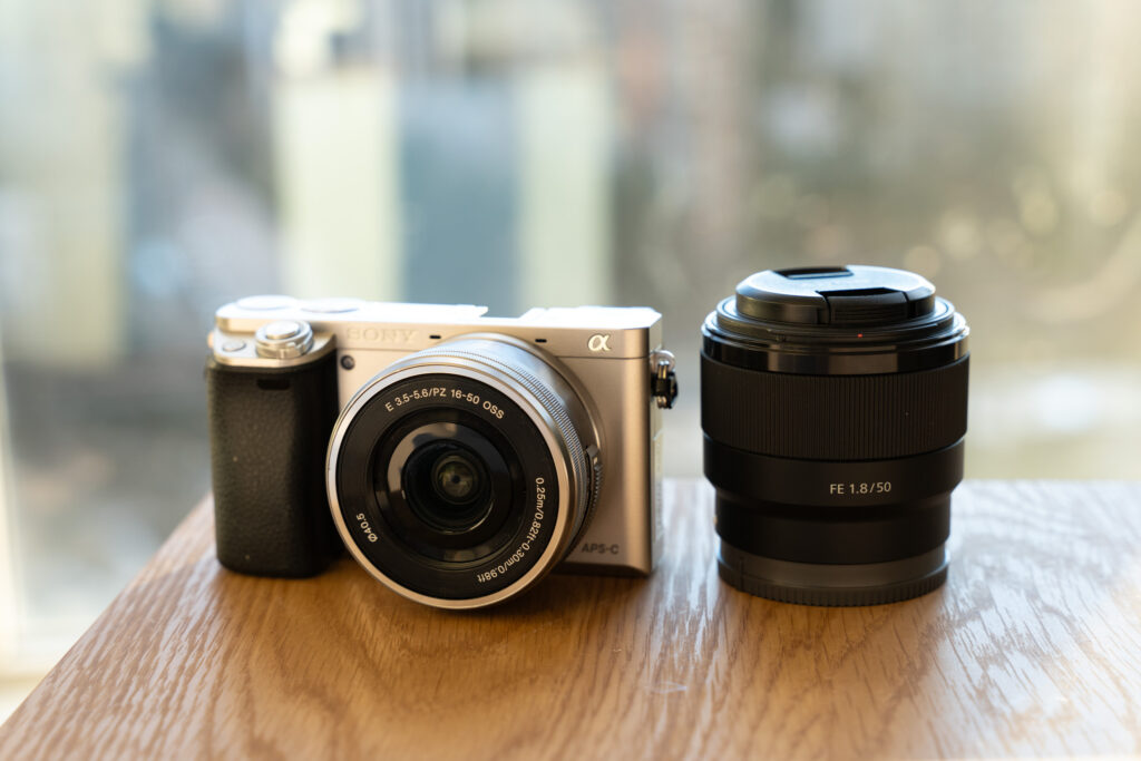 Sony A6000 with 16-50mm OSS Kit Lens and 50mm f1.8, photo by Alex Lau