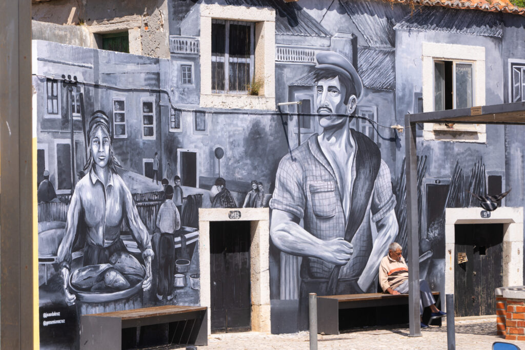 Mural artwork in Sesimbra, Portugal, photo by Alex Lau