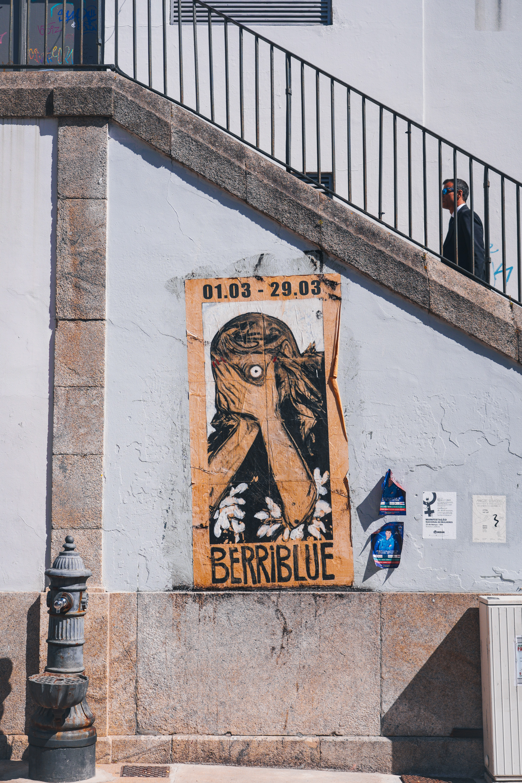 Lisbon portrait mural, photo by Alex Lau