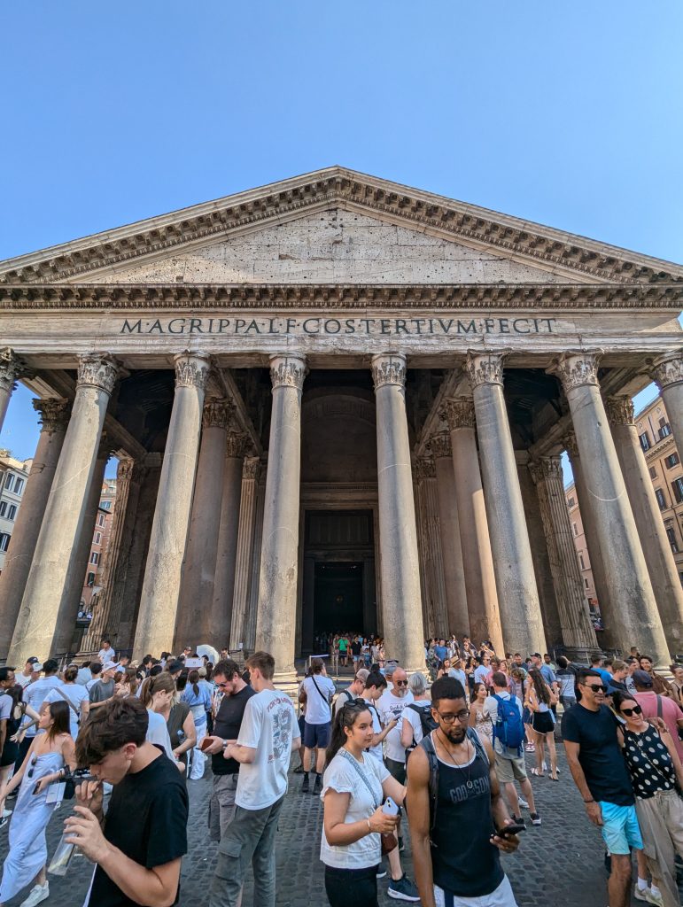 Pantheon Crowd on a Sunday Rome photo by Alex Lau