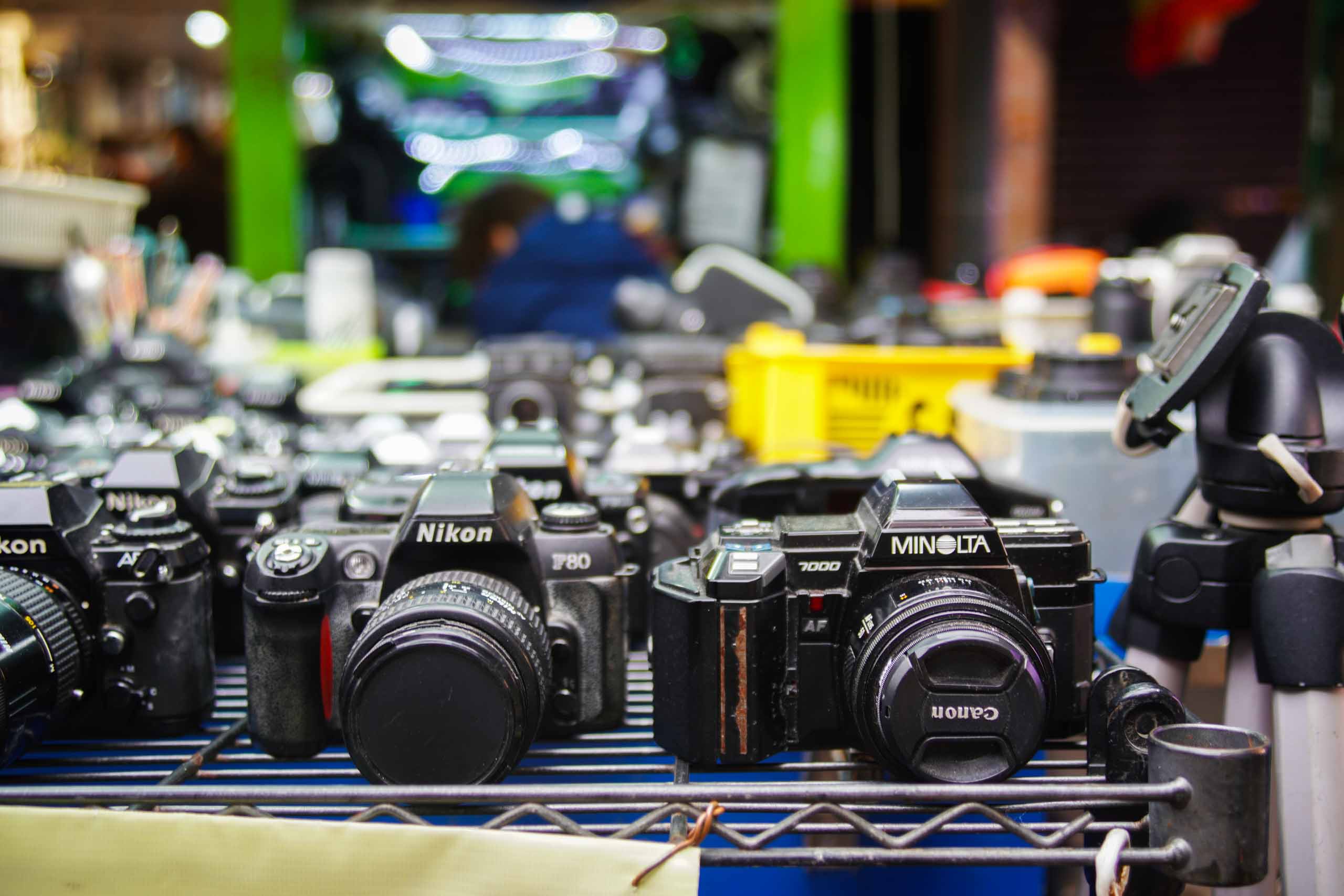 Minolta 24-105mm f3.5-f4.5 Review by Alex Lau